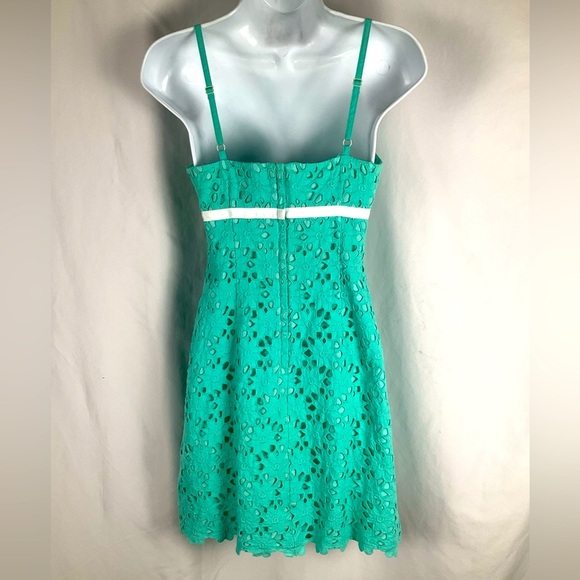 Lilly Pulitzer Size 0 Eyelet Layered Vintage Teal Green Empire  Waist Dress - Picture 2 of 14